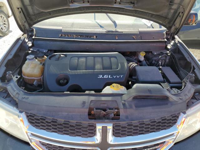 82167444-2012-dodge-journey_12