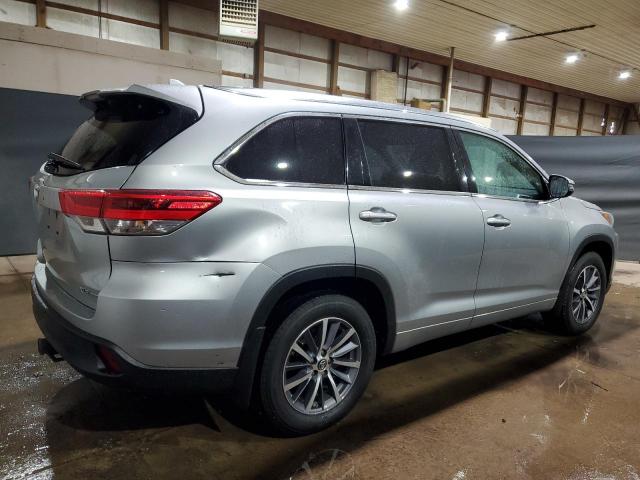 82167524-2018-toyota-highlander_3