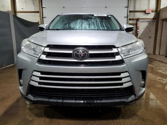 82167524-2018-toyota-highlander_5