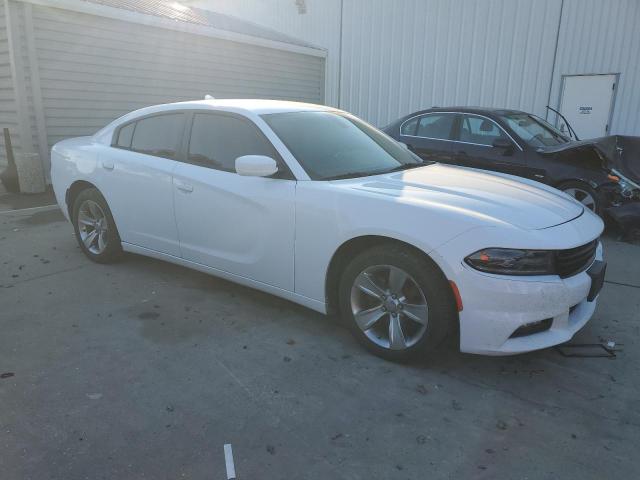 82195174-2015-dodge-charger_4