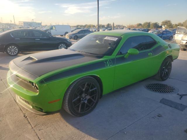 82200404-2017-dodge-challenger_1