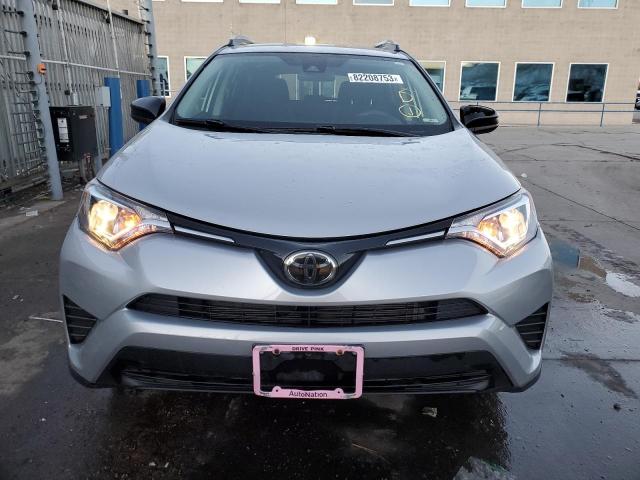 82208753-2017-toyota-rav4_5