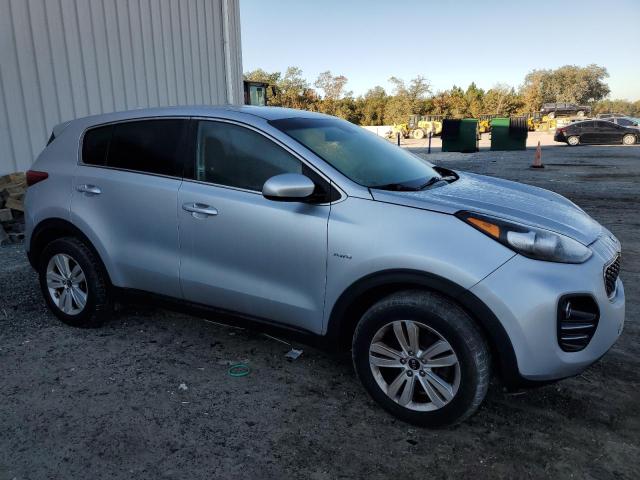 82209884-2019-kia-sportage_4