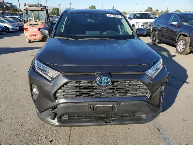 82225274-2021-toyota-rav4_5