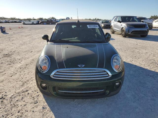 82233054-2015-mini-cooper_5