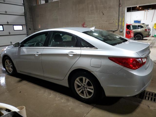 82258434-2013-hyundai-sonata_2