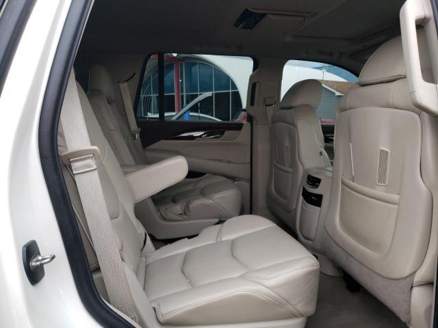 82283604-2015-cadillac-escalade_11