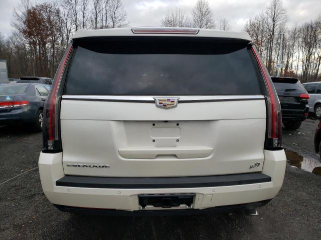 82283604-2015-cadillac-escalade_6