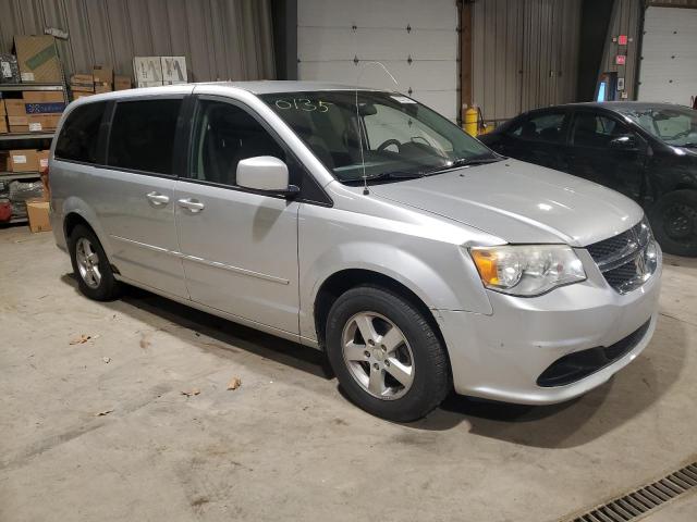 82297884-2012-dodge-caravan_4