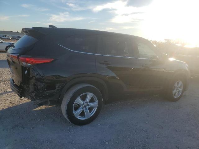 82342834-2022-toyota-highlander_3