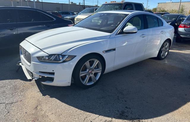 82343124-2018-jaguar-xe_2