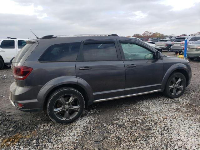 82372604-2015-dodge-journey_3