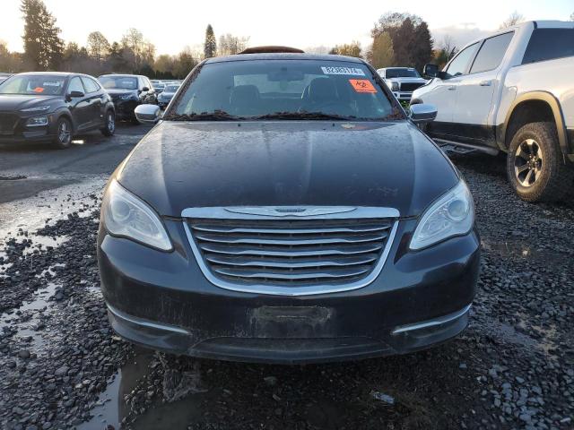 82383174-2013-chrysler-200_5