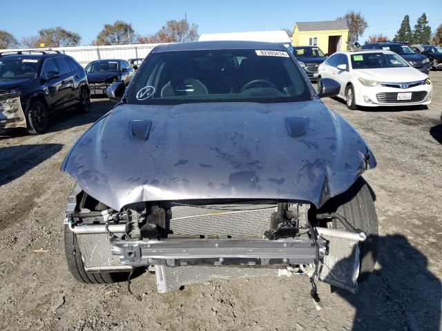 82393414-2021-jaguar-f-pace_5