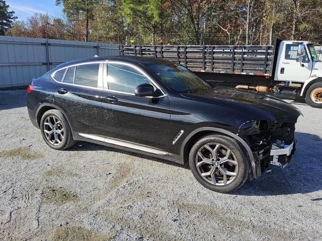 82400214-2024-bmw-x4_4