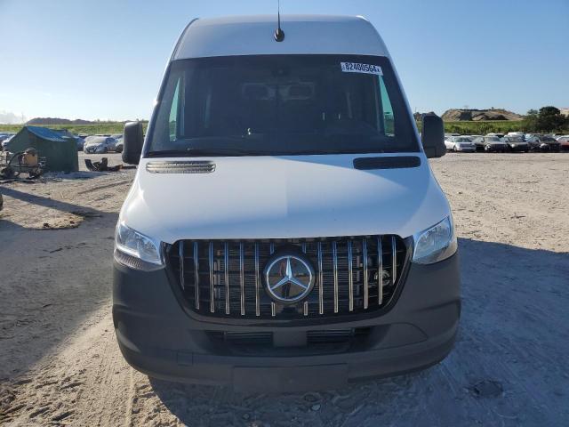 82400564-2023-mercedes-benz-sprinter_5