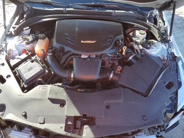 82401023-2016-cadillac-ats_11