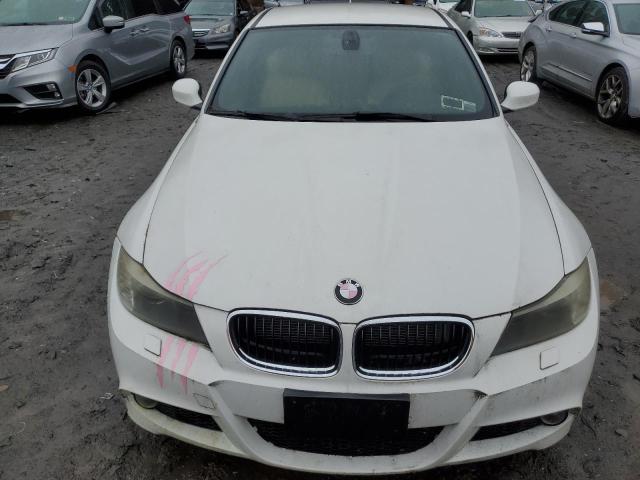 82410334-2011-bmw-3-series_5