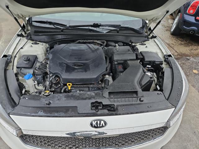 82413564-2017-kia-cadenza_7