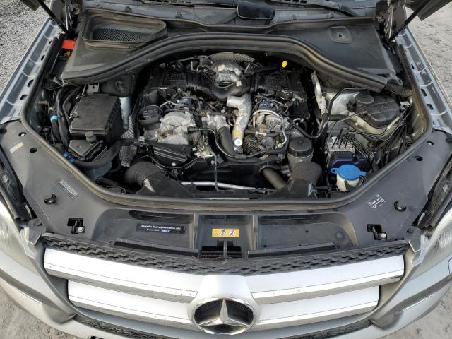 82461974-2015-mercedes-benz-gl-class_12