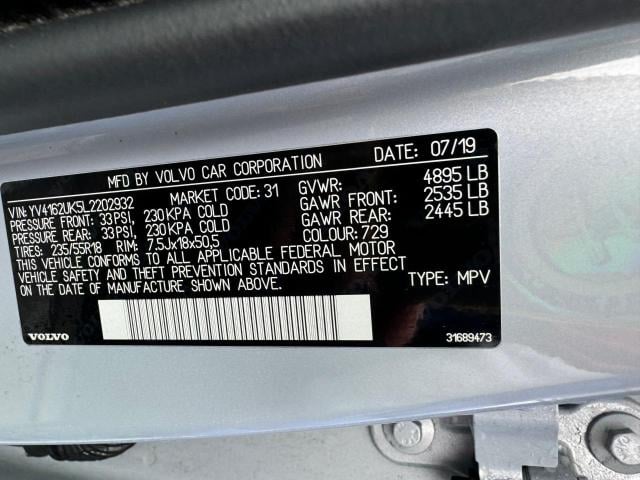 82471274-2020-volvo-xc40_10