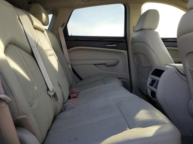 82474644-2010-cadillac-srx_11