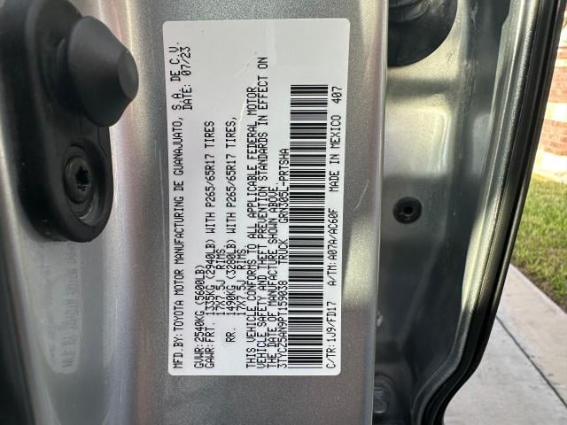 82474964-2023-toyota-tacoma_10