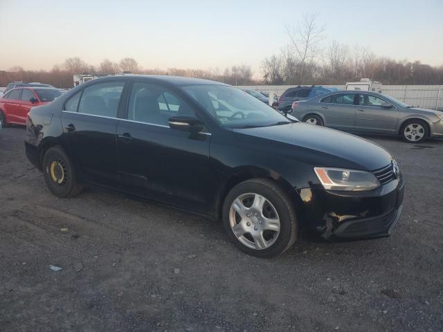 82487814-2013-volkswagen-jetta_4