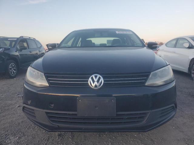 82487814-2013-volkswagen-jetta_5