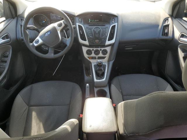 82489374-2014-ford-focus_8