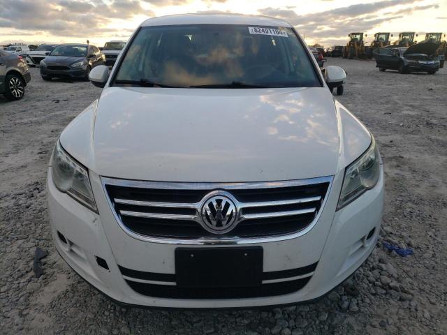 82491104-2010-volkswagen-tiguan_5