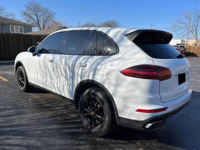 82493494-2016-porsche-cayenne_3