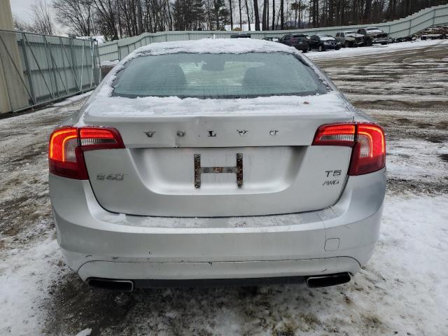 82494374-2014-volvo-s60_6