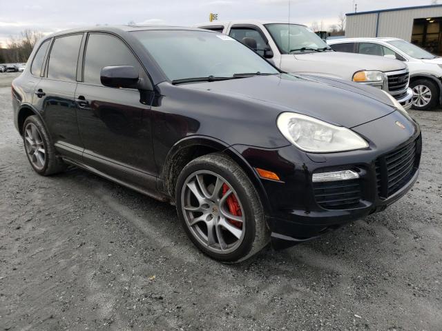 82494503-2010-porsche-cayenne_4