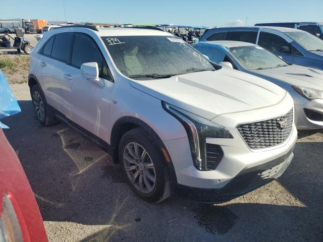 82495554-2022-cadillac-xt4_4