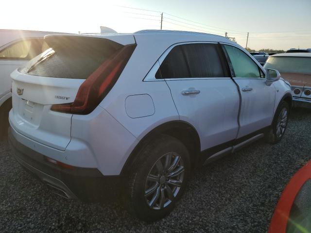 82495614-2020-cadillac-xt4_3