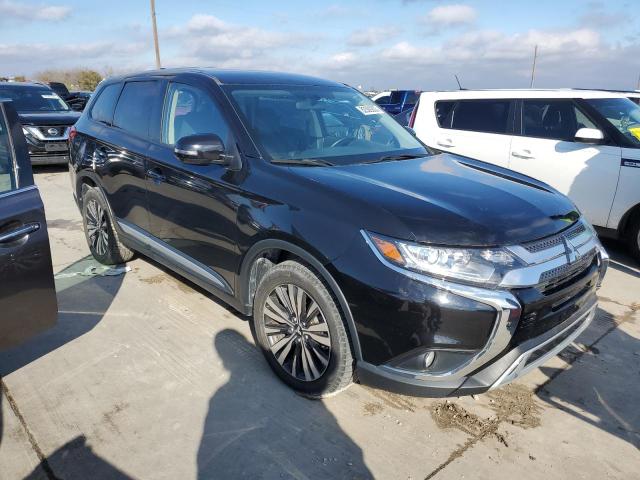 82509203-2019-mitsubishi-outlander_4