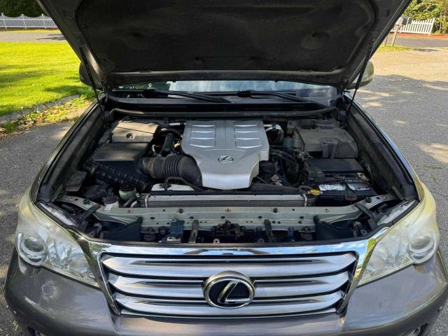 82519344-2013-lexus-gx_7