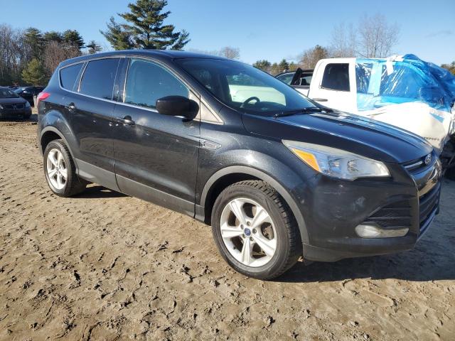 82537424-2015-ford-escape_4