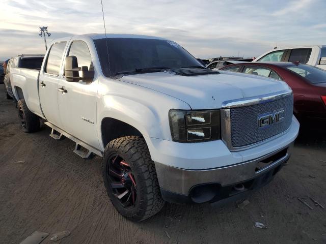 82556913-2012-gmc-sierra_4