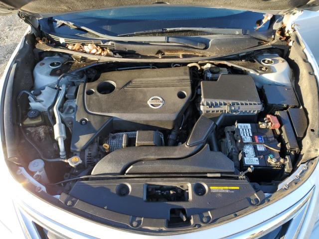 82572784-2013-nissan-altima_11