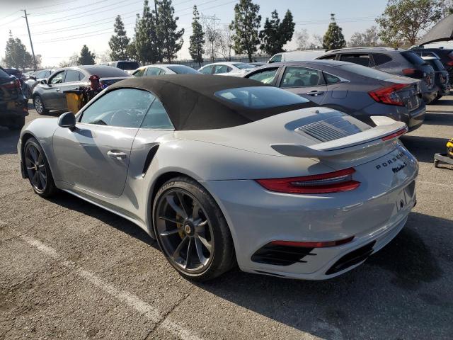 82577523-2018-porsche-911_2