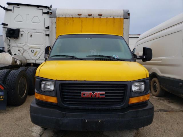 82579433-2010-gmc-savana_5