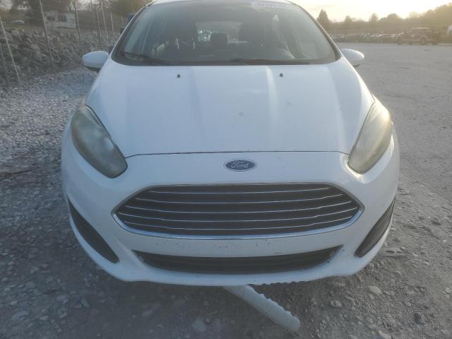 82599164-2016-ford-fiesta_5