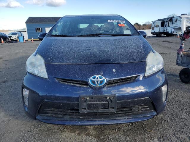 82605804-2013-toyota-prius_5