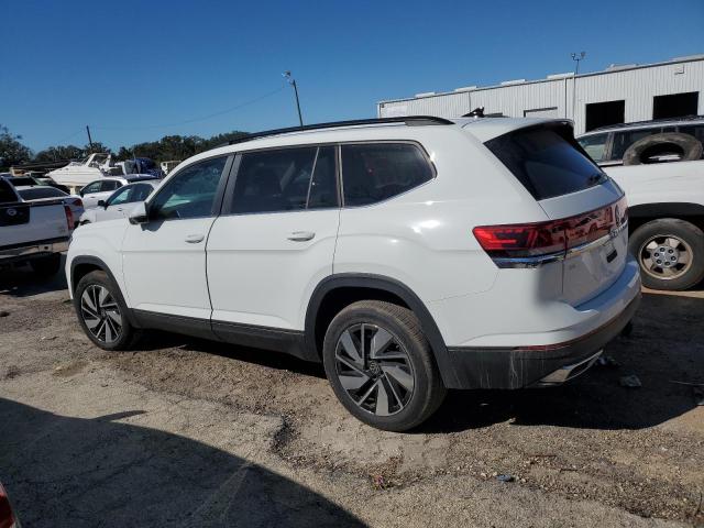 82617994-2024-volkswagen-atlas_2