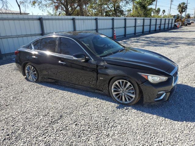 82618864-2019-infiniti-q50_4