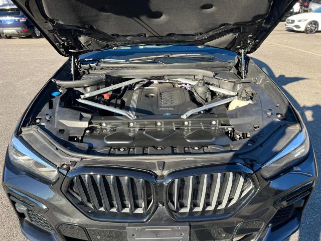 82638214-2022-bmw-x6_8