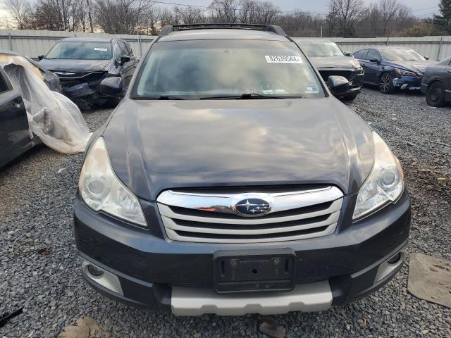 82639544-2011-subaru-outback_5