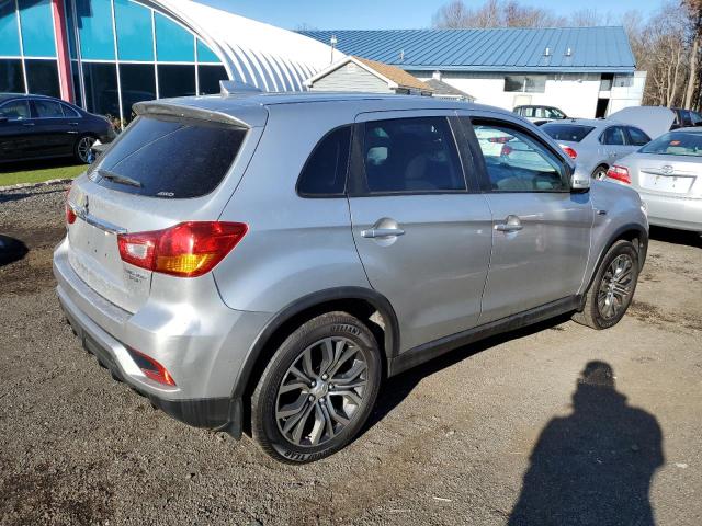 82643644-2019-mitsubishi-outlander_3